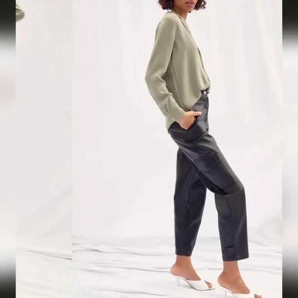 Wilfred Modern Cargo vegan leather Pant - Picture 5 of 13